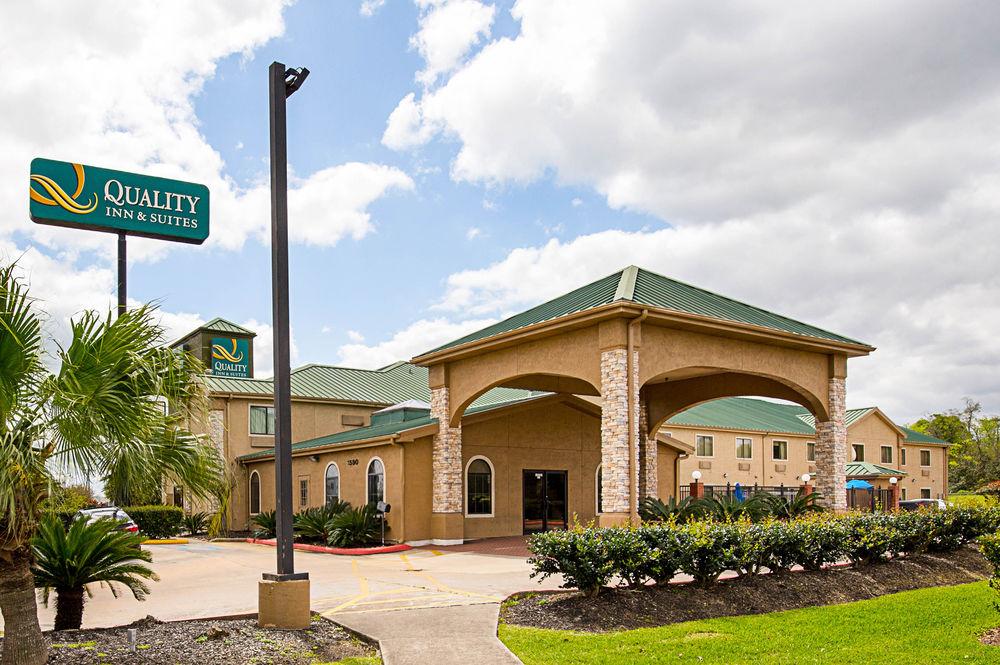 Quality Inn & Suites Бомонт Экстерьер фото